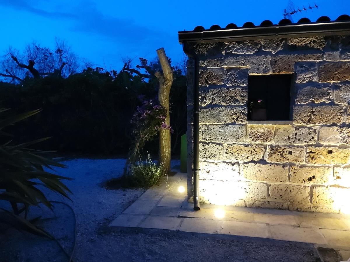 Casetta Vacanza In Campagna Aradeo Bagian luar foto