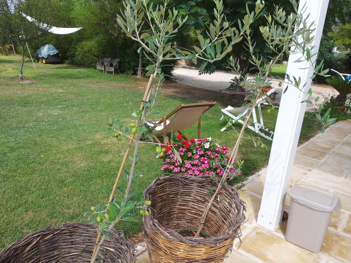 Casetta Vacanza In Campagna Aradeo Bagian luar foto