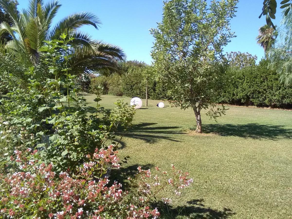 Casetta Vacanza In Campagna Aradeo Bagian luar foto