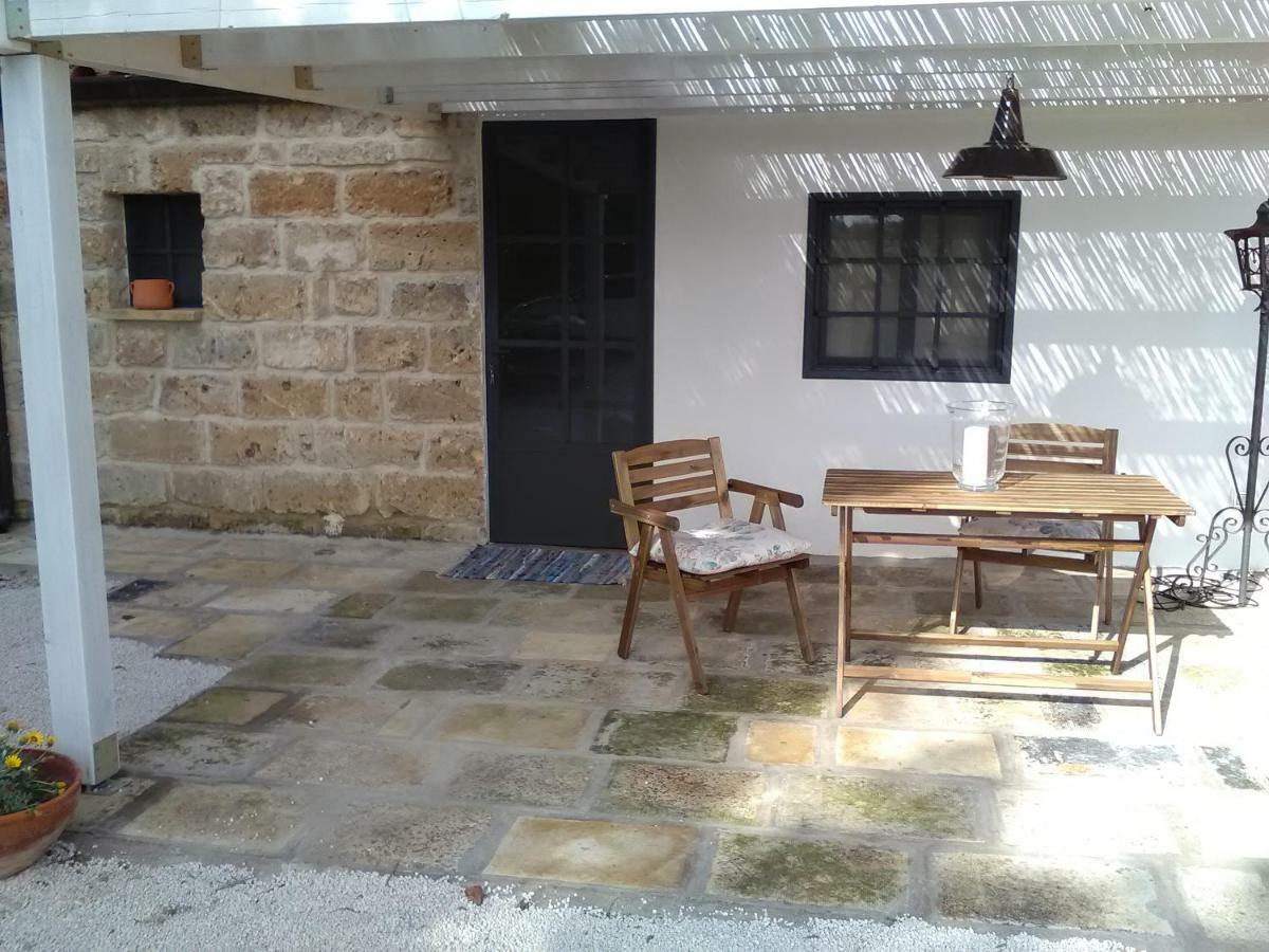 Casetta Vacanza In Campagna Aradeo Bagian luar foto